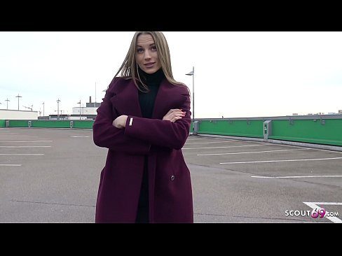 ❤️ German SCOUT bụ igwe na-emetụ nrọ, ebe a na-adọba ụgbọala na sexy maka ego. ❤️ Anal video ❌️❤