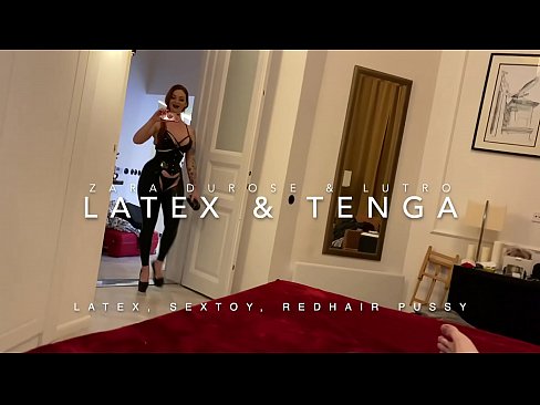 ❤️ Nwa nkịrịkọ na-acha uhie uhie yi uwe latex nke nnochi anya ❤️ Anal video ❌️❤