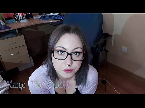 ❤️ Nwatakịrị nwanyị sexy nwere ugegbe na-eme Dildo nke ukwuu na igwefoto ❤️ Anal video ❌️❤